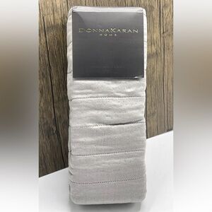 Donna Karan Home Casual Luxe Quilt Single Standard/Queen Sham Grey 20x30” New